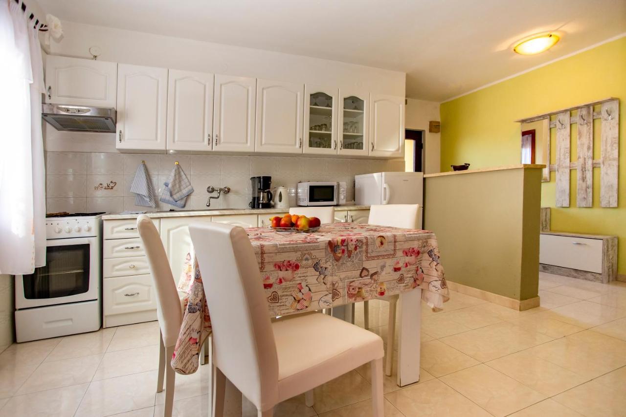Apartmani Jurman Matohanci Kültér fotó