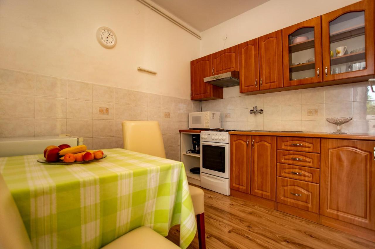 Apartmani Jurman Matohanci Kültér fotó